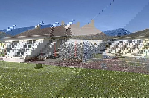Foto 21 - Bright Holiday Home With Garden