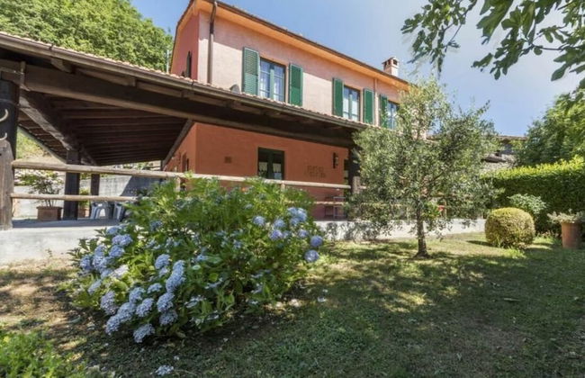 Villa Popiglio Comfortable Holiday Residence - Foto 1