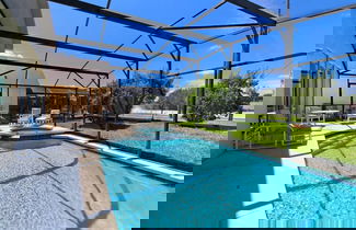 Foto 3 - Peacful Surroundings Pool/spa Games Room! 5 Bedroom Villa by RedAwning
