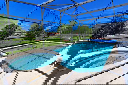 Foto 2 - Peacful Surroundings Pool/spa Games Room! 5 Bedroom Villa by RedAwning