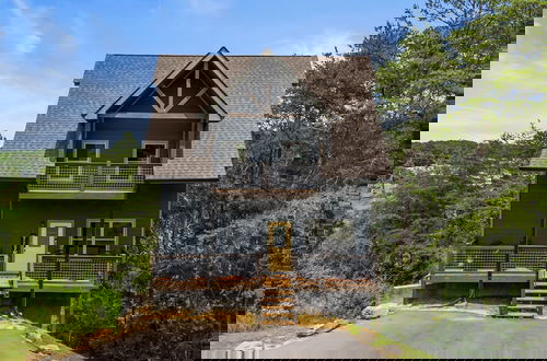 Foto 40 - Modern Cabin w/ Pool, Hot Tub, Games & More!