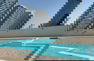 Foto 1 - NEW Direct Golf View Sport City 2BD