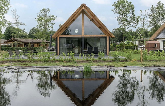 Holiday Home in Netherlands With Pond View - Foto 1