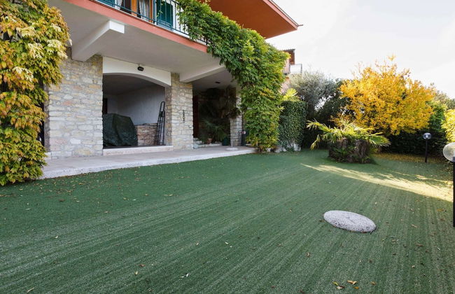 Villa in Torri With Pool & Mountain Views - Foto 37