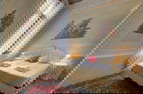 Foto 10 - DOGE Stair