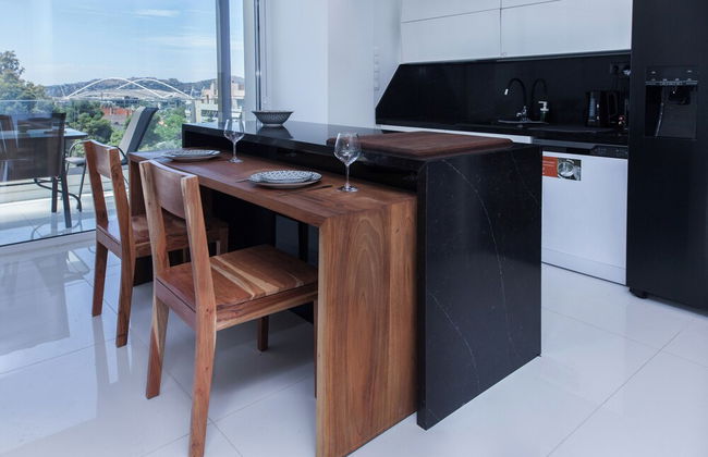 Marousi 2 Bd Luxury Living w Shared Pool - Foto 13