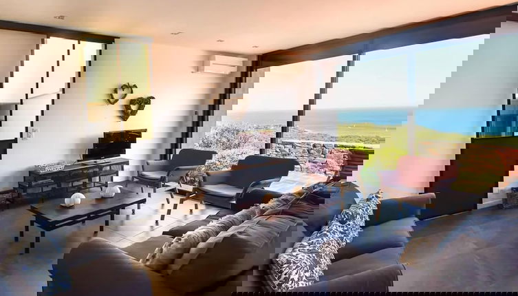 Foto 1 - Villa for 8 People in an Estate Near the sea