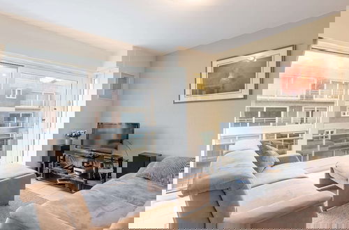 Photo 1 - Nice Apartment With Ocean View