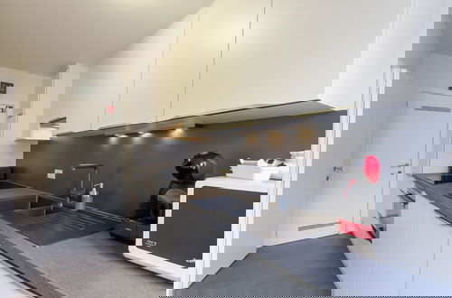 Photo 9 - Nice Apartment With Ocean View