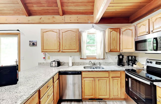 Almost Bearadise - Photo 13