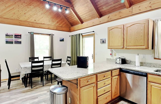 Almost Bearadise - Photo 12