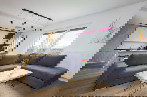 Foto 1 - Apartment With Terrace by Renters