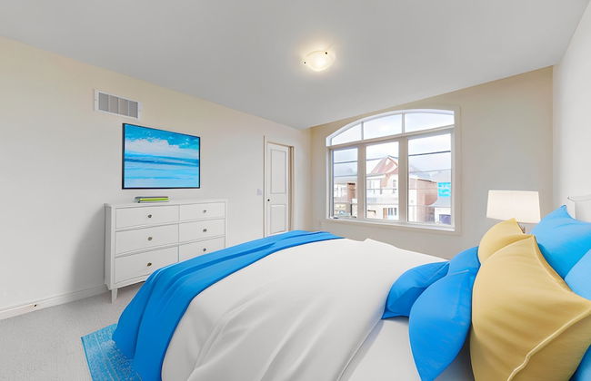 Luxury Comfort and Convenience - Photo 3