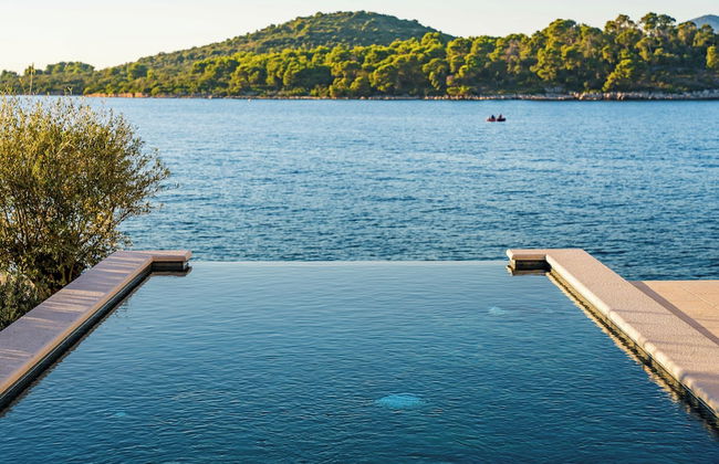Sea front Villa Draga - infinity pool - Foto 24