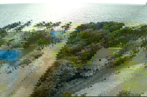 Photo 1 - Dolphin Beach Villa