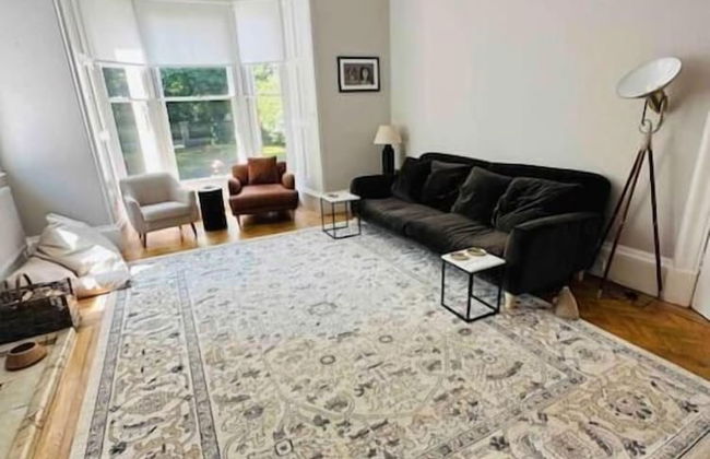 Burnock Lodge - Donnini Apartments - Photo 6