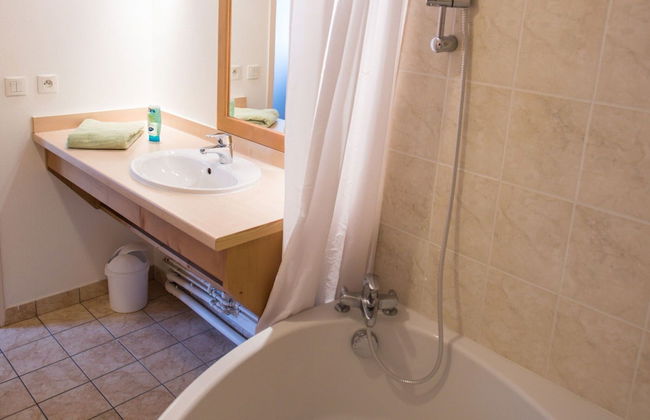 Savoy Style Mountain Stay - Photo 5