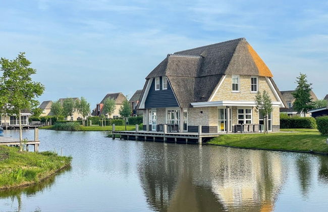 Villa in Friesland With Sauna and Whirlpool - Foto 1