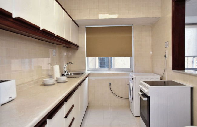 2 Bedroom Central Spacious With Sea Views - Foto 12