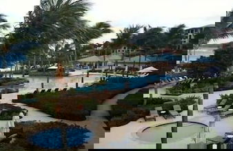 Ritz Carlton - Photo 19