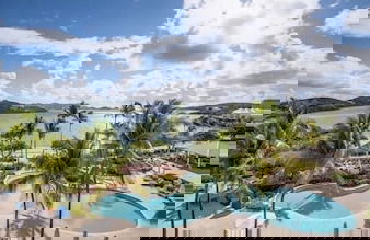 Ritz Carlton - Photo 18