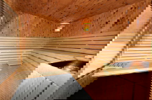 Foto 15 - Chalet in Tyrol With Sauna and Ski Slopes