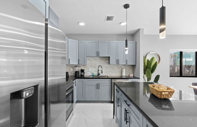 Spacious 4-BR House for Your Comfort - Foto 18
