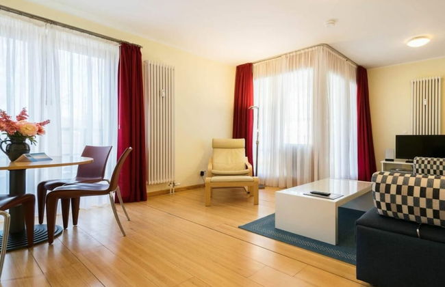 Apartment With 1 Bedroom and Balcony - Foto 1