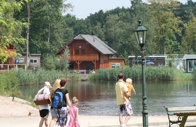 Wooden Holiday Home with Microwave near Brunssummerheide - Photo 26