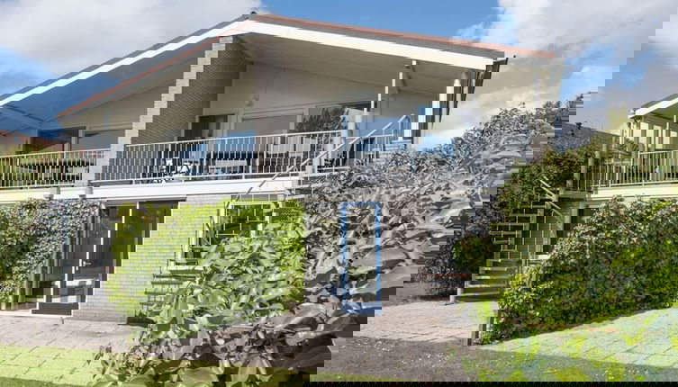 Foto 1 - Holiday Home With Microwave, in a Holiday Park, Beach Within Walking Distance