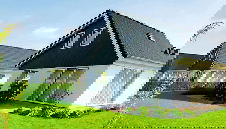 Photo 1 - Detached Villa by a Lake