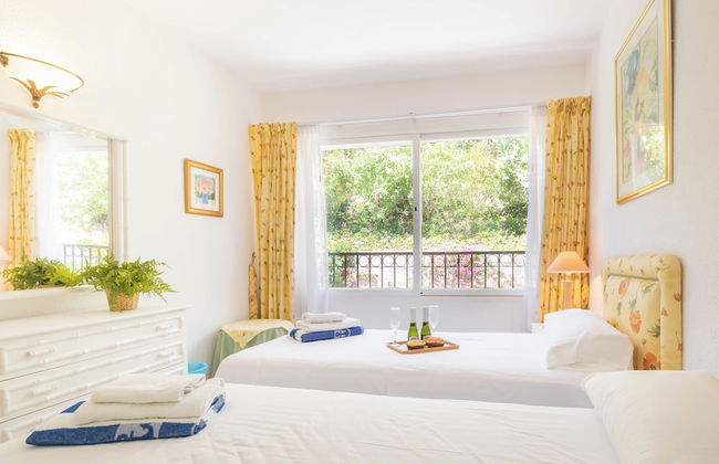 Rancho Miraflores Paradise Townhouse - Photo 2