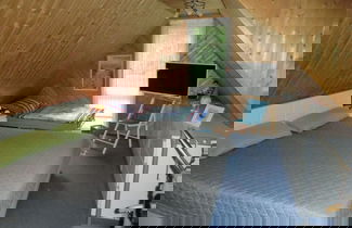Photo 2 - 