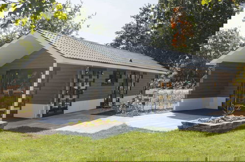 Photo 1 - Chalet Near Zuiderzee With Garden