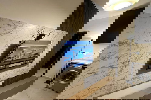 Foto 16 - Stylish Luxe Apartment Fr 0003