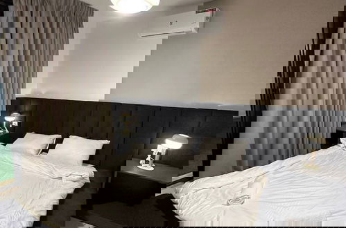Foto 2 - Stylish Luxe Apartment Fr 0003