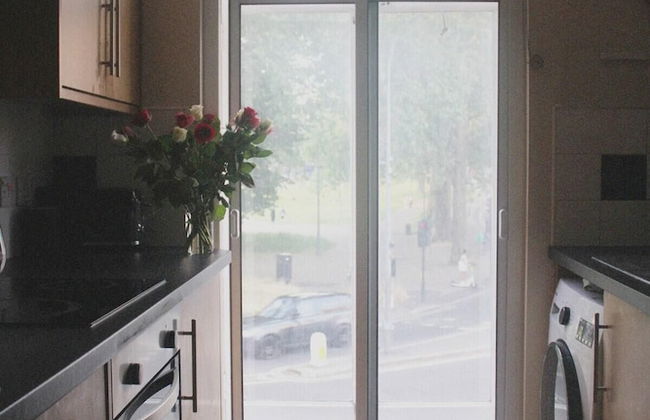 London Gem - Chic Apartment Retreat - Foto 7