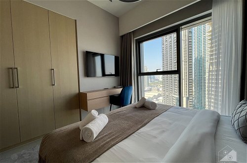 Photo 6 - Luxury Burj Royale 4bed With Balcony Burj Khalifa Fountain View