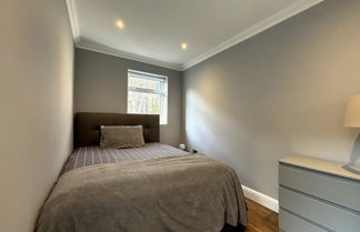 Photo 1 - Elegant & Beautifully Presented 1BD Flat- Chelsea