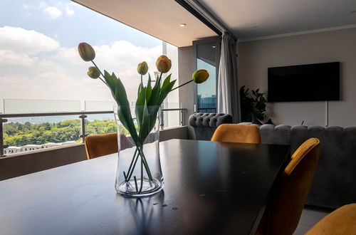 Photo 11 - Sandton Smart Apartment Seventeen