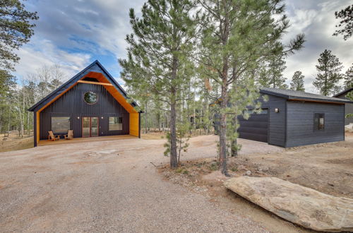 Photo 1 - Family-friendly Lead Cabin With Loft & Balcony