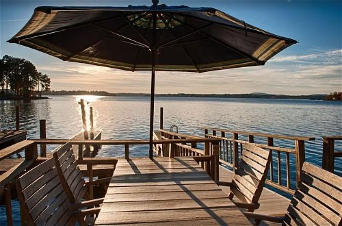 Foto 42 - Landover Lodge by Avantstay Waterfront + Dock