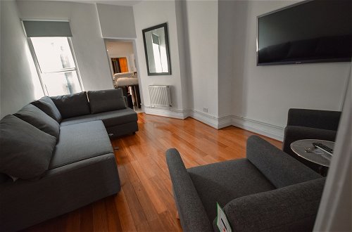 Photo 1 - Two Bedroom Apartment at Old Compton Street