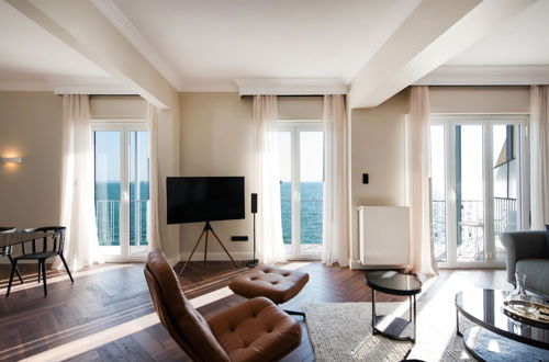 Photo 20 - Primavera' Seafront apt with tower view