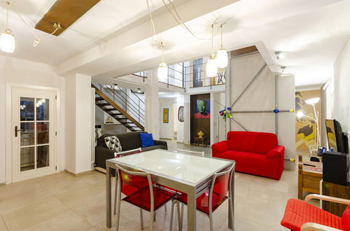 Photo 20 - Altido Stylish Open-Plan Flat In Historic Centre