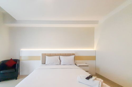 Photo 3 - Comfort And Cozy Living Studio Mataram City Apartment