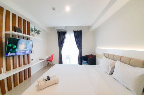 Photo 2 - Comfort And Cozy Living Studio Mataram City Apartment