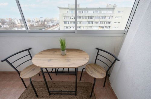 Foto 36 - Unique Bright Apartment by Renters