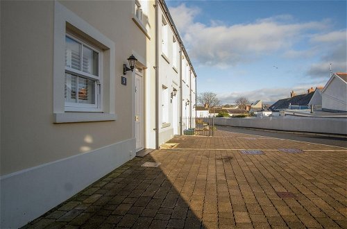 Photo 23 - Ty Melyn - 2 Bedroom Cottage - Tenby