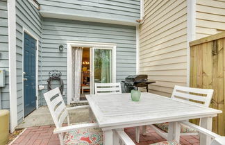 Photo 3 - Beaufort Townhome w/ Patio, 3 Mi to Downtown